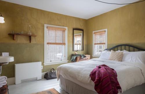 Mount Tremper Hotel | Howland House