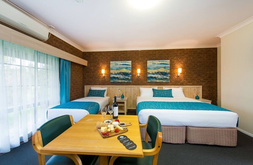 Howlong Hotel | Howlong Golf Resort