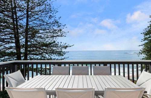 Newport House | Howth - The Black House by TCC