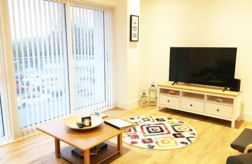 Devonport Apartment | Howzzat