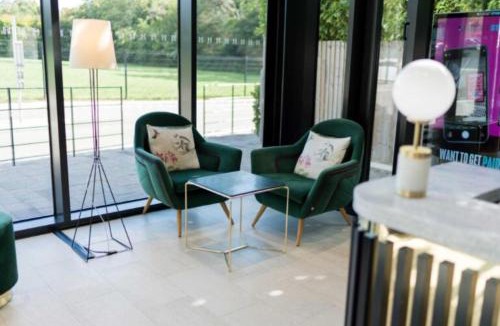 Runnymede Apartment | Hox Park Egham