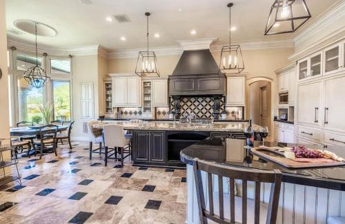 North Scottsdale House | HoZho Estate on Cavedale