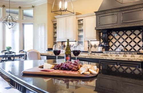 North Scottsdale House | HOZHO Estate on Cavedale