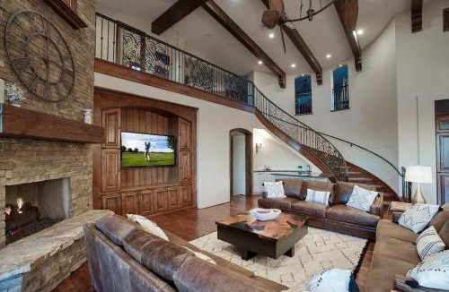 Pinnacle Peak House | HoZho West Estate