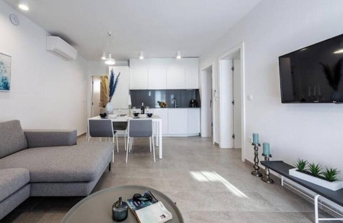 Mlini Villa | Villa Poco Loco - Deluxe Apartment with Sea View