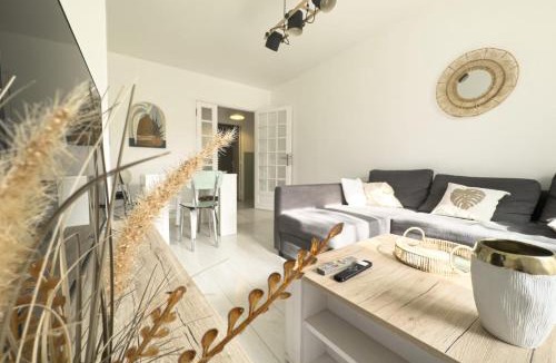 Secteur 4 Apartment | #HR Les Charmilles T4