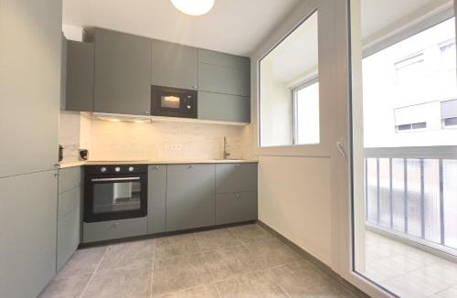 Secteur 4 Apartment | #HR Les Charmilles T4