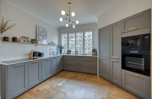 Quartier Exposition-Bajatiere Apartment | #HS | The precious 💎 Paul Mistral