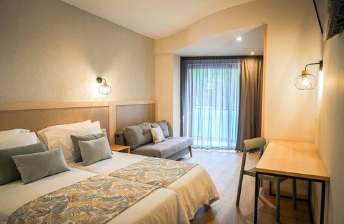 Calella Hotel | htop Jadhe