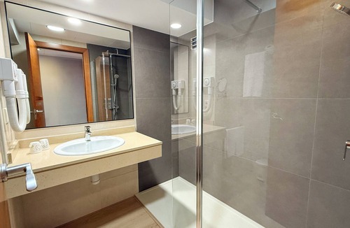 Calella Hotel | htop Jadhe