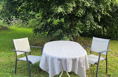 Eggiwil Apartment | Hübeli Lodge, in the deep Emmental valley with endless hiking & biking trails