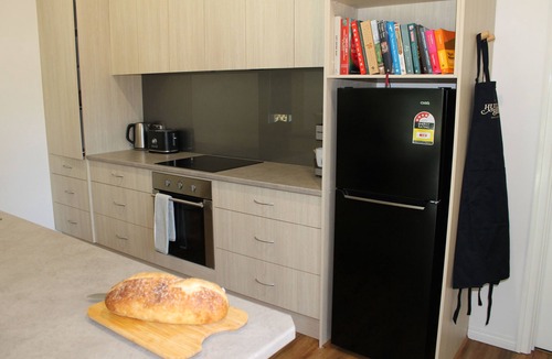 Ashton Cottage | Huckleberry Adelaide Hills - midcentury magic in a peaceful bush setting