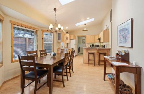 River West House | Huckleberry Cottage