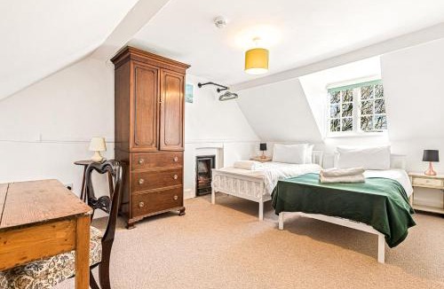 Reading House | Huckleberry Farm House