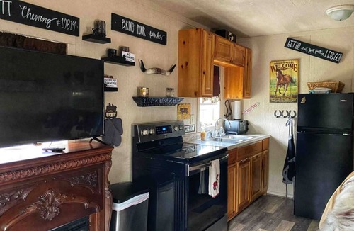 Shawnee Cabin | Huckleberry & Hucklebella Cabin