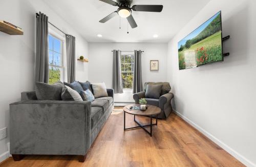 Bernard House | Huckleberry Lane Retreat