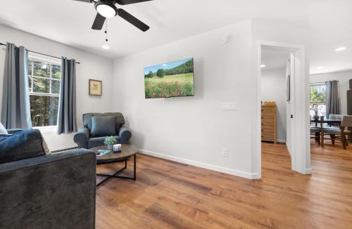 Bernard House | Huckleberry Lane Retreat