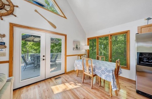 Huddleston House | Hudson Haven