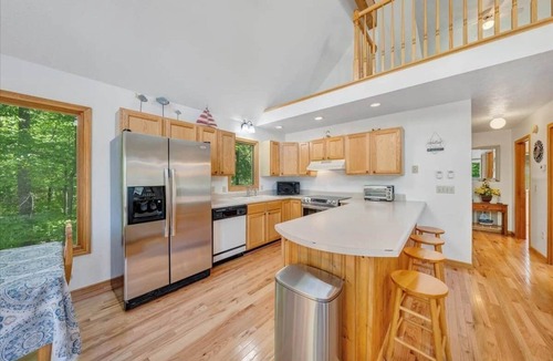 Huddleston House | Hudson Haven