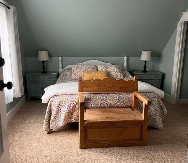 Wheatland Bed & Breakfast | Hudson House Bed and Breakfast