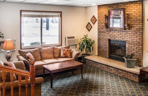 Hudson Apartment | Hudson Inn & Suites