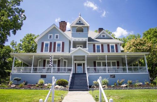 Town of Reading Bed & Breakfast | Hudson Manor Bed & Breakfast