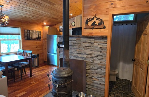 Lake Luzerne-Hadley Cottage | Hudson River Cabin Dock, Fire Pit & Lake George