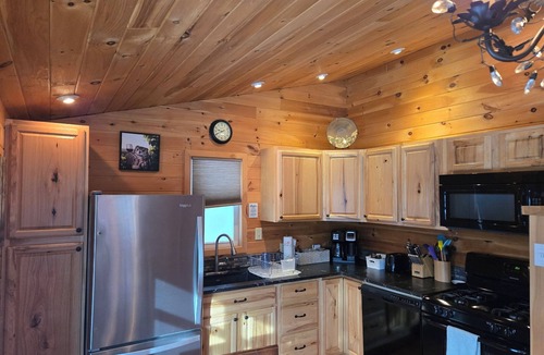 Lake Luzerne-Hadley Cottage | Hudson River Cabin Dock, Fire Pit & Lake George