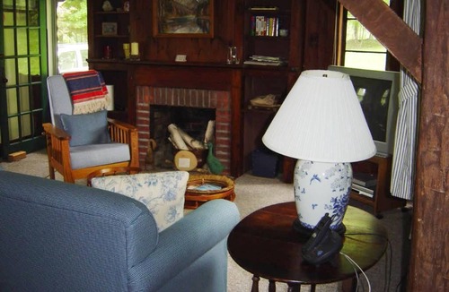 Chatham Cottage | Hudson Valley Berkshires Cottage - Great View, Private & Quiet