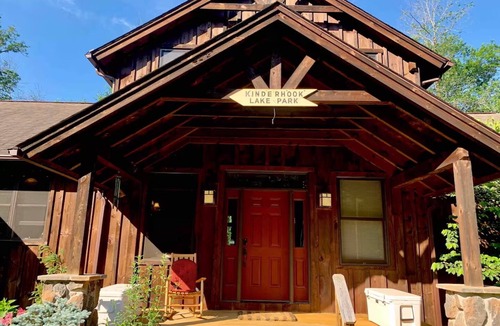 North Chatham House | Hudson Valley Lakefront Gem: 6 Bedrooms & Private Waterfront