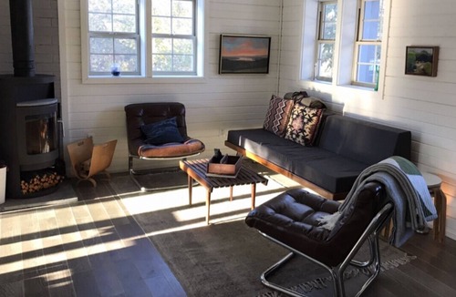 Rhinebeck Cabin | Hudson Valley Lakeside Cabin