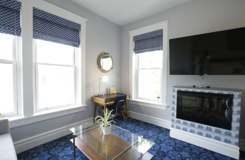 Hudson Hotel | Hudson Whaler