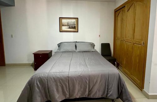 San Lorenzo House | Huerta Don Felipe