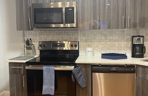 East New York Apartment | Hues of Blue