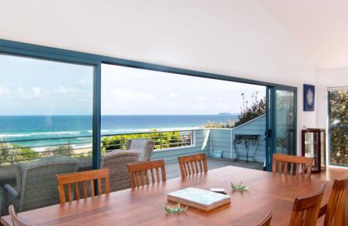 Blueys Beach House | Hueys Lookout Beachfront