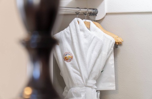 Jackson Hole Hotel | Huff House Inn and Cabins