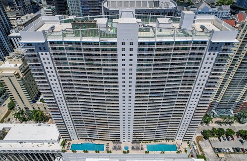 Brickell Condo | Huge 1 Bedroom 2 king beds in Brickell -Free Parking