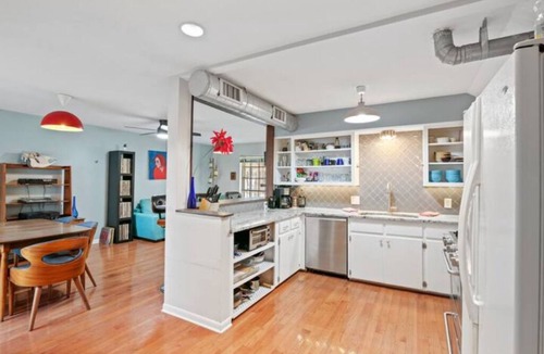 Central East Austin Villa | Huge 3 Home Property - Walk to Downtown!
