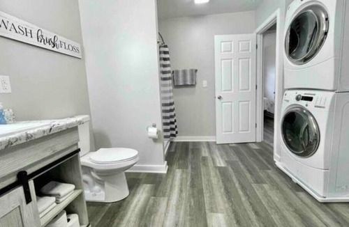 Franklin House | Huge 4bd/2ba home in Downtown Franklin!