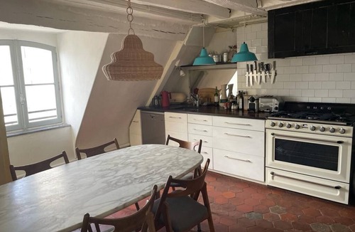 Arsenal Apartment | Huge. 4beds In Marais Listed Bldg. Quiet, Sunny And Central.