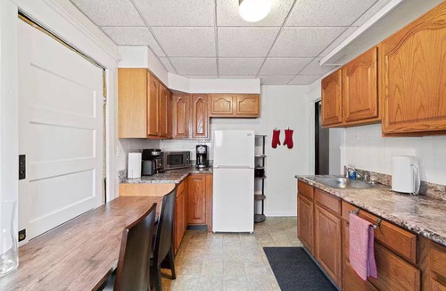 Swarthmore Apartment | Huge 5BR Historic Home Town Center