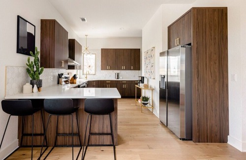 Riverside House | Huge Group Compound in the Heart of ATX