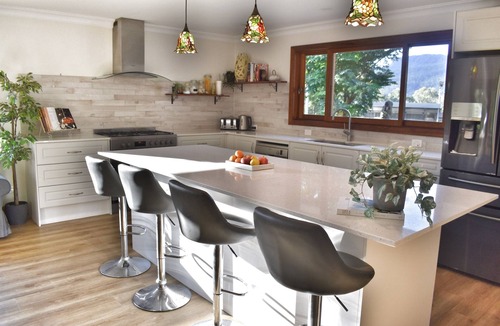 Canungra House | Huge Hidden Hinterland Estate