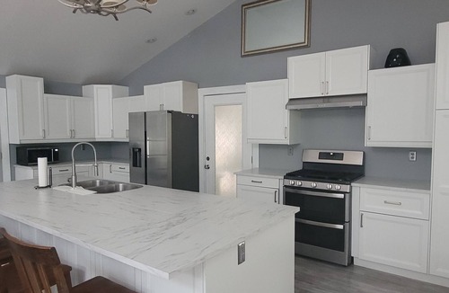 Harrisonville House | Huge Home, Sleeps 24, Hot Tub, Pool Table