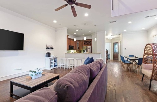 Glencoe House | Huge Home w/Gameroom, Patio, & Secret Room!