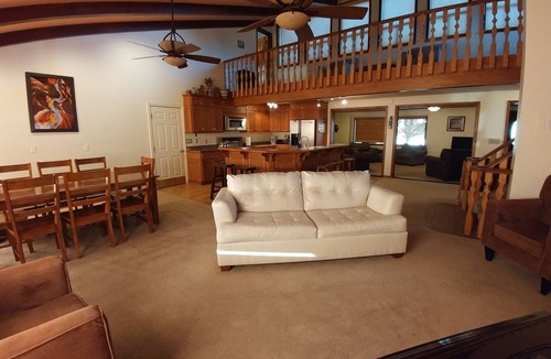 Page House | Huge Home With Panoramic Breathtaking Views/4 Master Suites/5200 SF/Sleeps 24