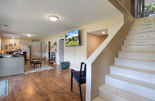 Versailles House | Huge Lakefront Yard, Private Dock - Amazing Views!