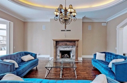 Richmond Hill House | Huge Mansion loaded with all amenities for quiet enjoyment