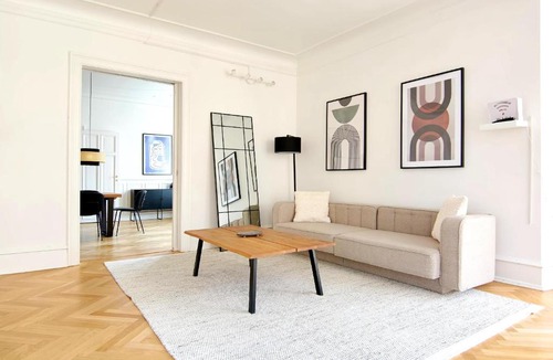 Copenhagen City Centre Apartment | Huge modern & central 2BR loft