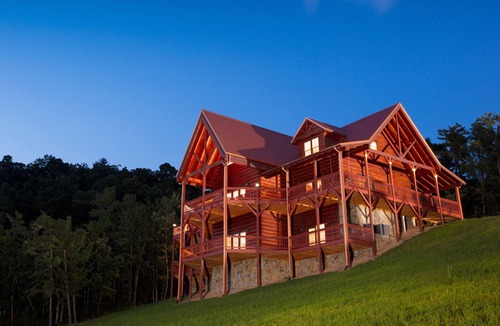 Dobson Cabin | Huge Mountain Estate,Blue Ridge View, Sleeps 18, Hot Tub, Deck, & Game Room